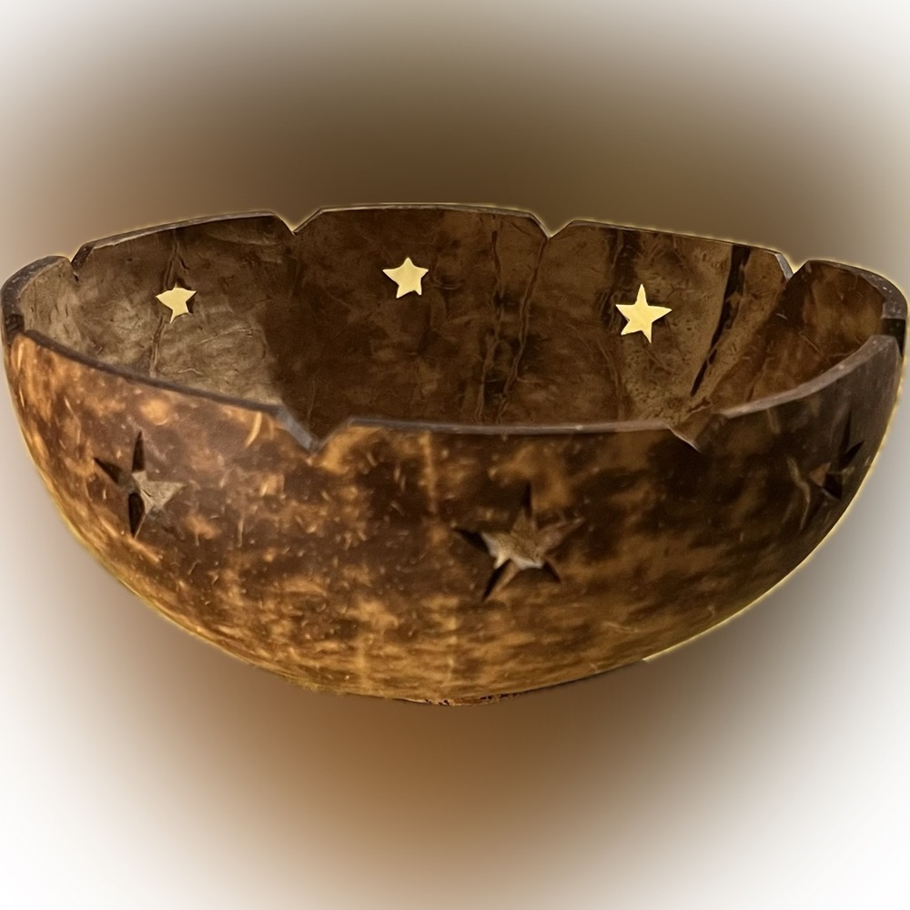Carved coconut decorative bowl